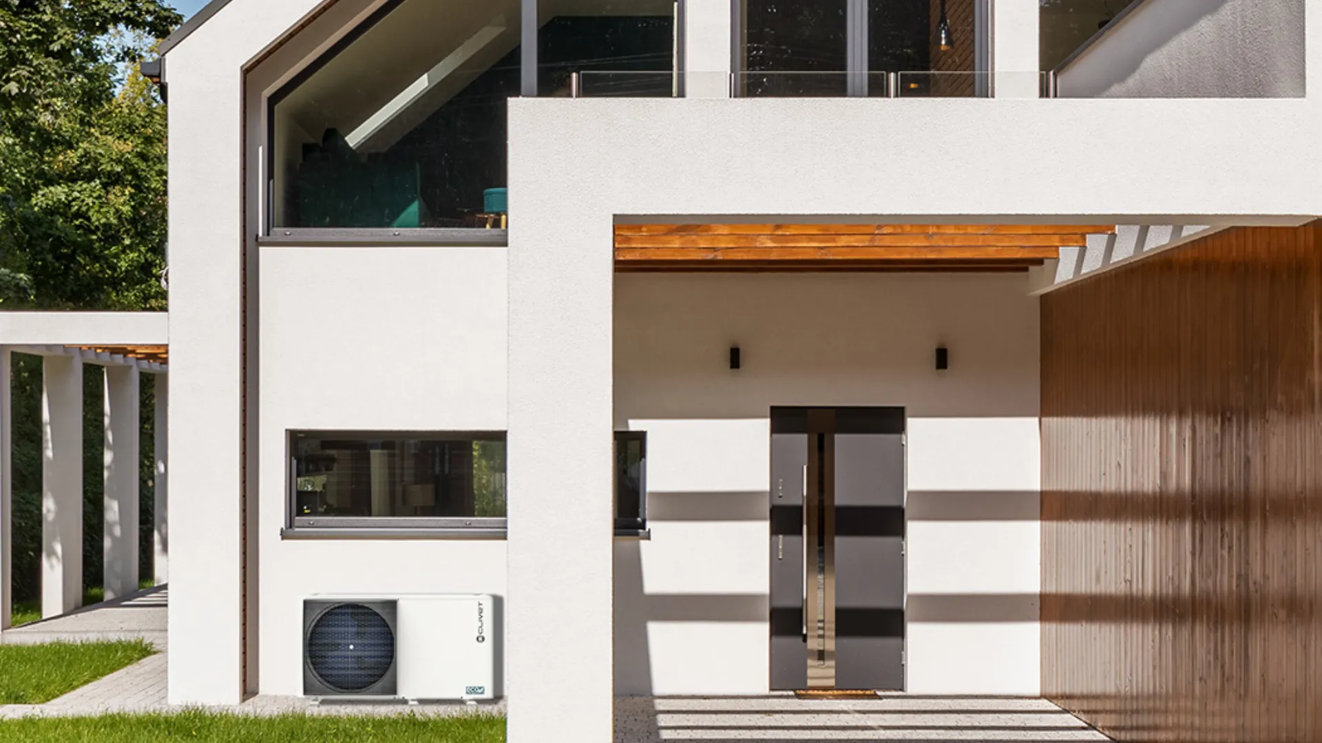 Edge F - моноблок термопомпа с хладилен агент R290 Термопомпа въздух-вода с мощности от 4 до 16 kW