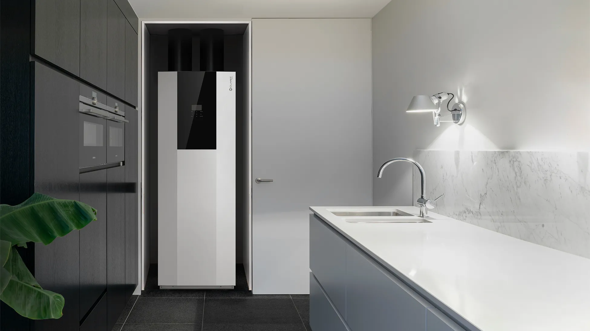 SPHERA EVO 2.0 TOWER - Сплит термопомпа с вграден БГВ резервоар Термопомпа въздух-вода, с мощности от 4 до 16 kW